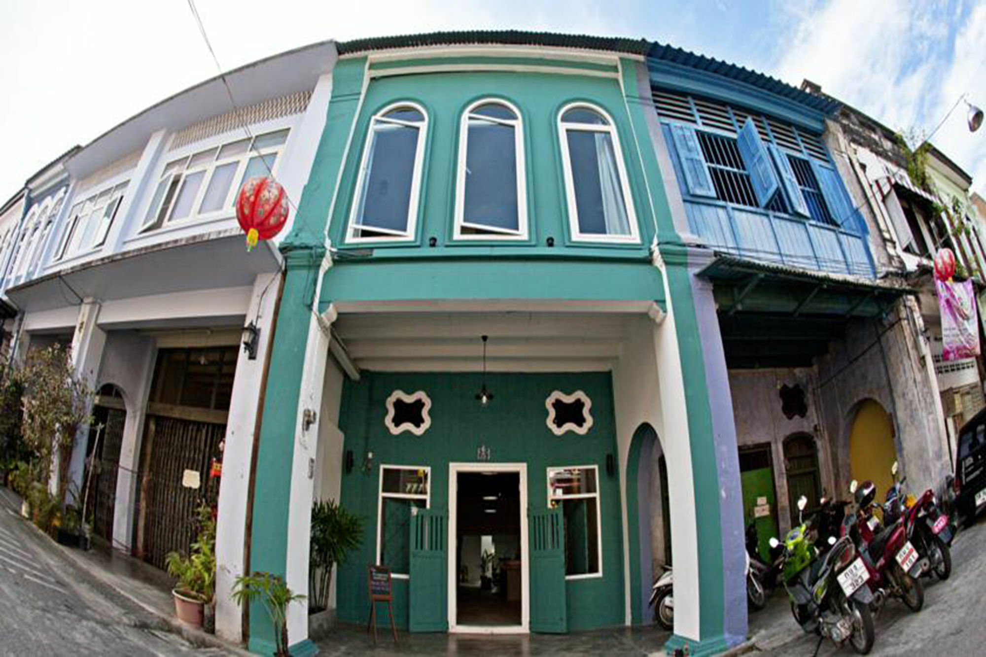 The Rommanee Boutique Guesthouse Phuket Exterior photo